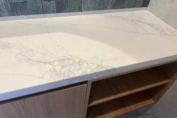 STATUARIO VOLAKIS - MM703